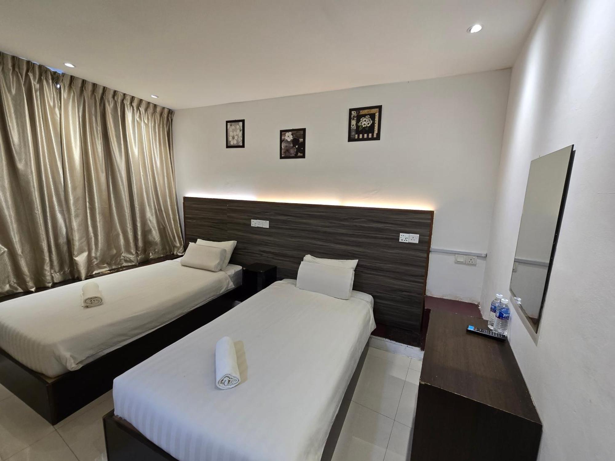 One Point Hotel Kuching Kültér fotó