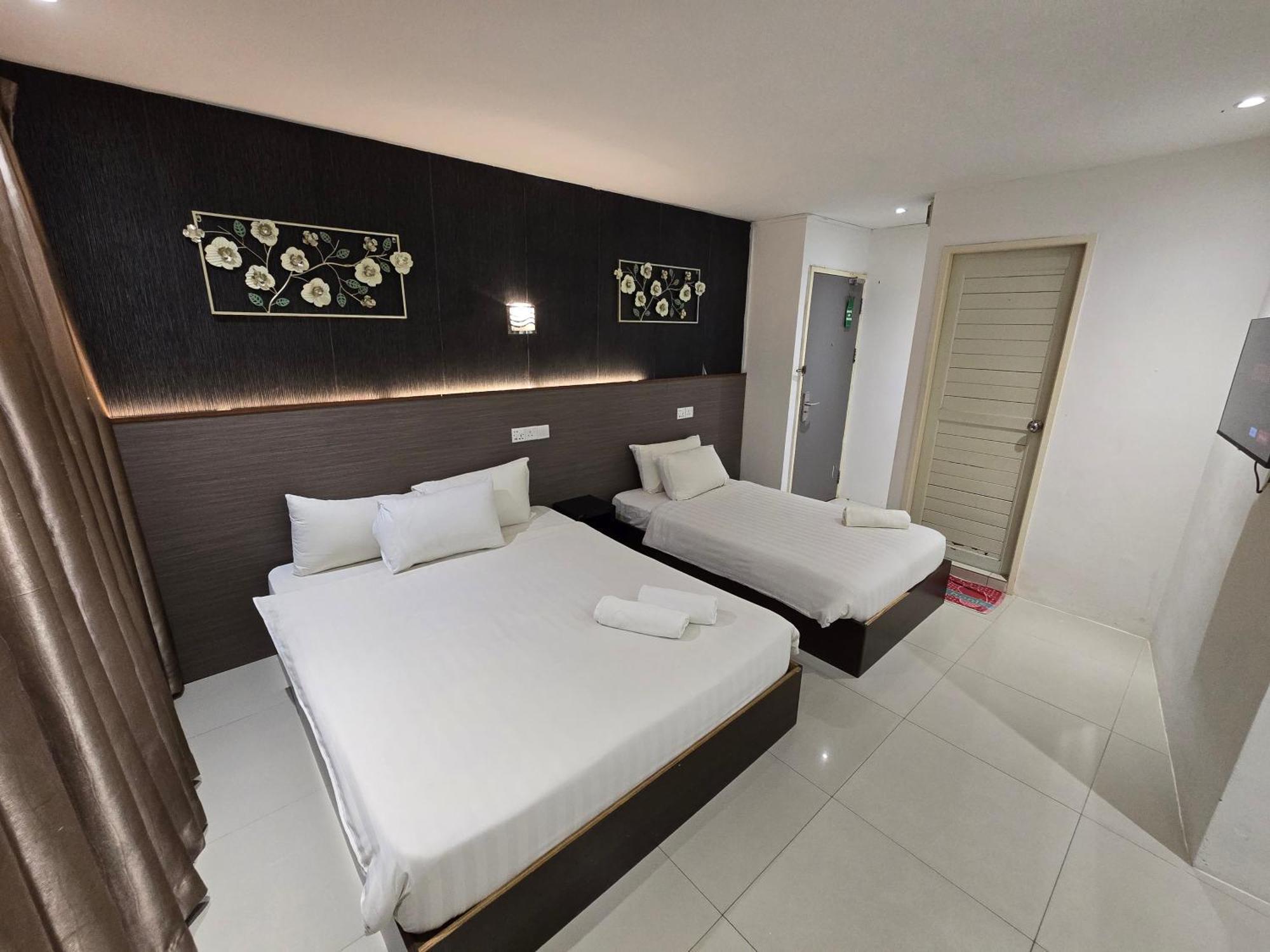 One Point Hotel Kuching Kültér fotó