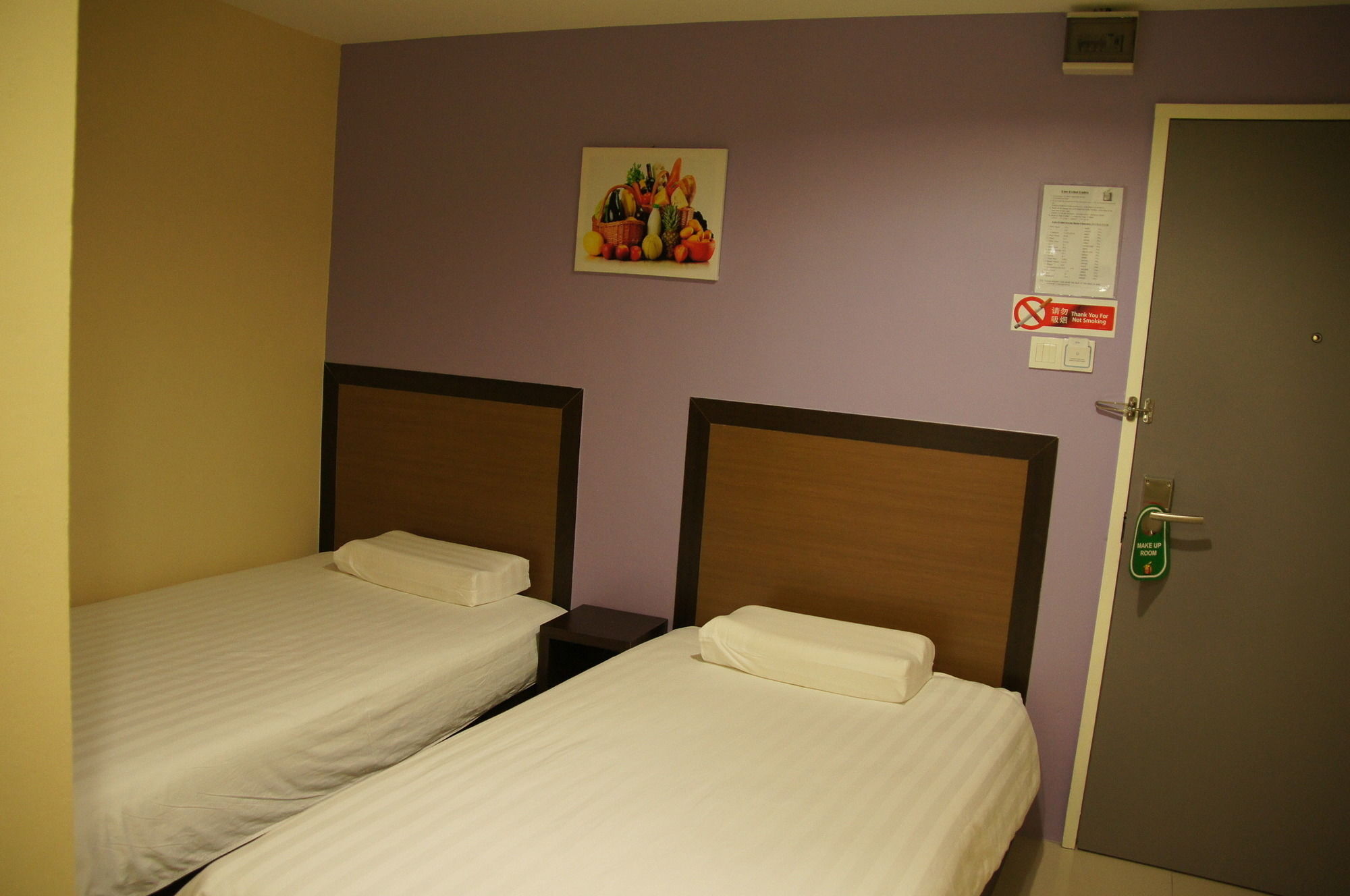 One Point Hotel Kuching Kültér fotó